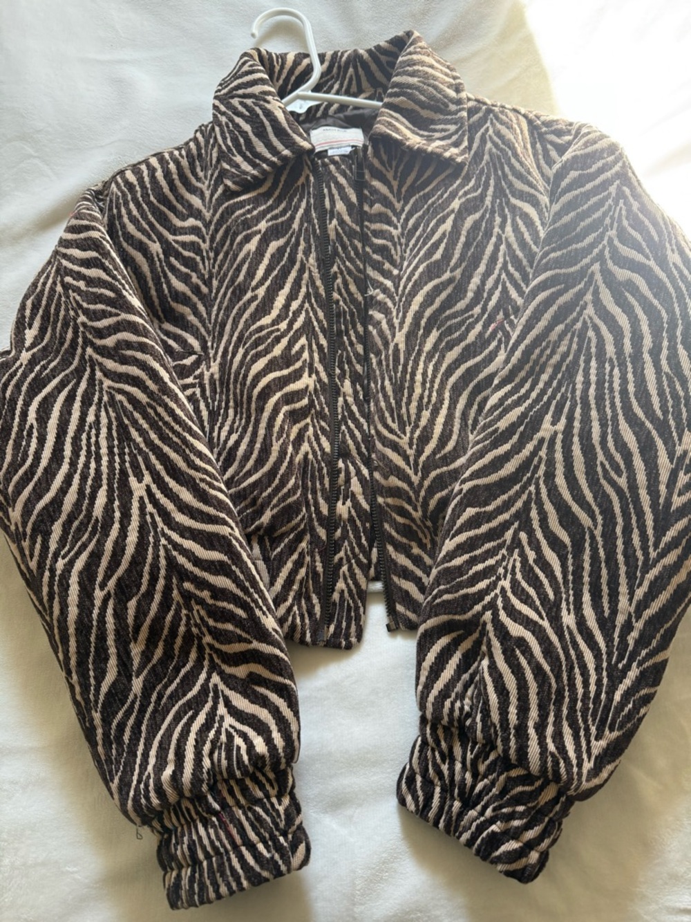 Kimchi blue Women's Brown Zebra-Print Cropped Jacket - Picture 3 of 8